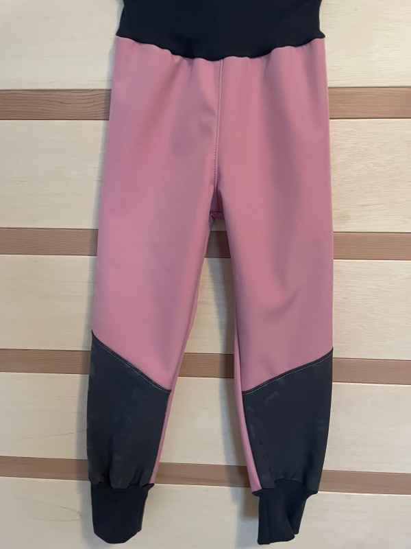 Softshell zimní 10/3-STARORŮŽOVÁ od 5m
