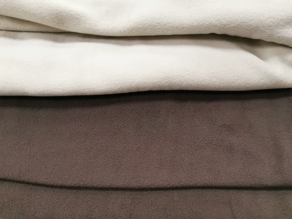 VZOREK-Fleece antipilling-TMAVĚ HNĚDÁ