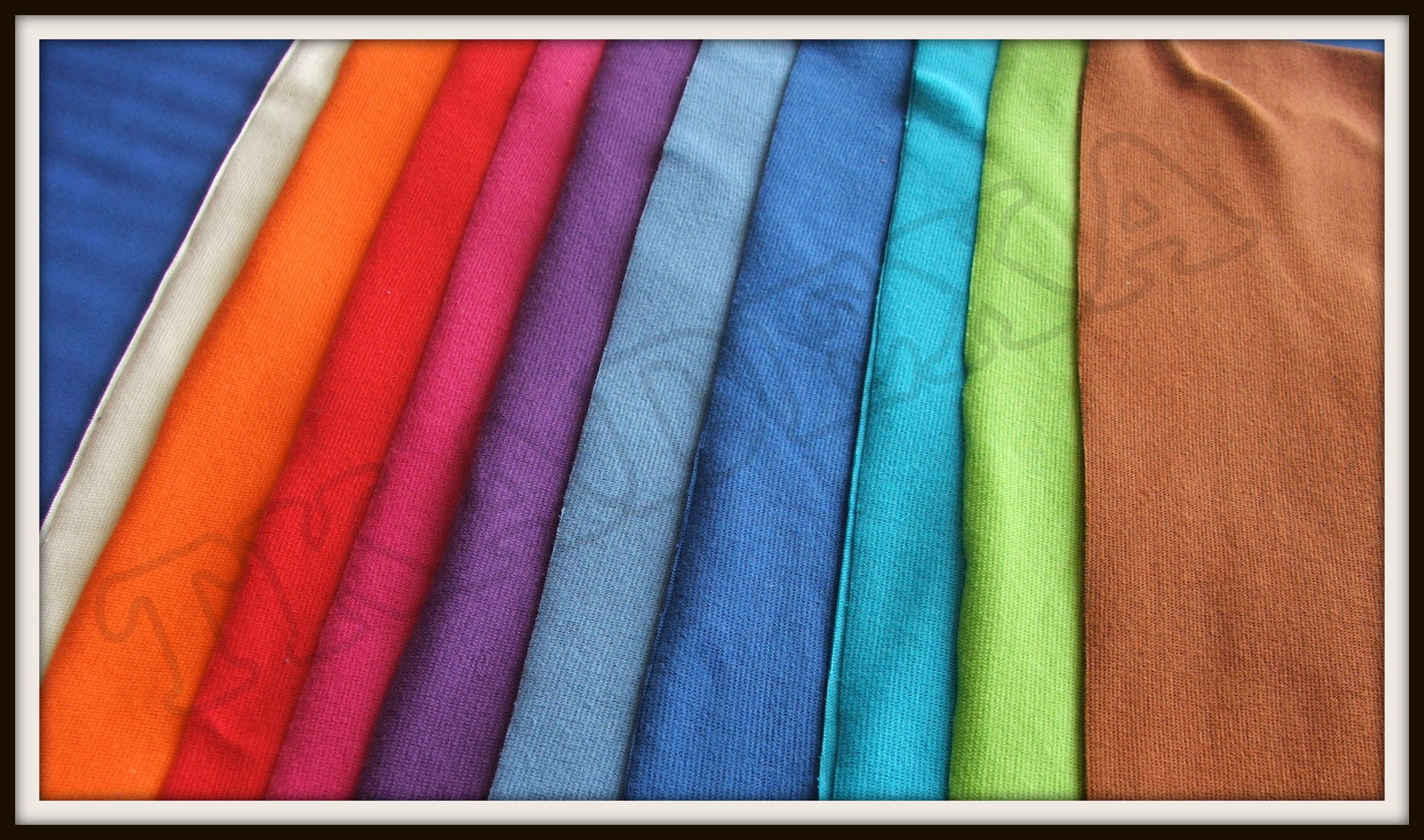 Patent hladký-HNĚDÁ